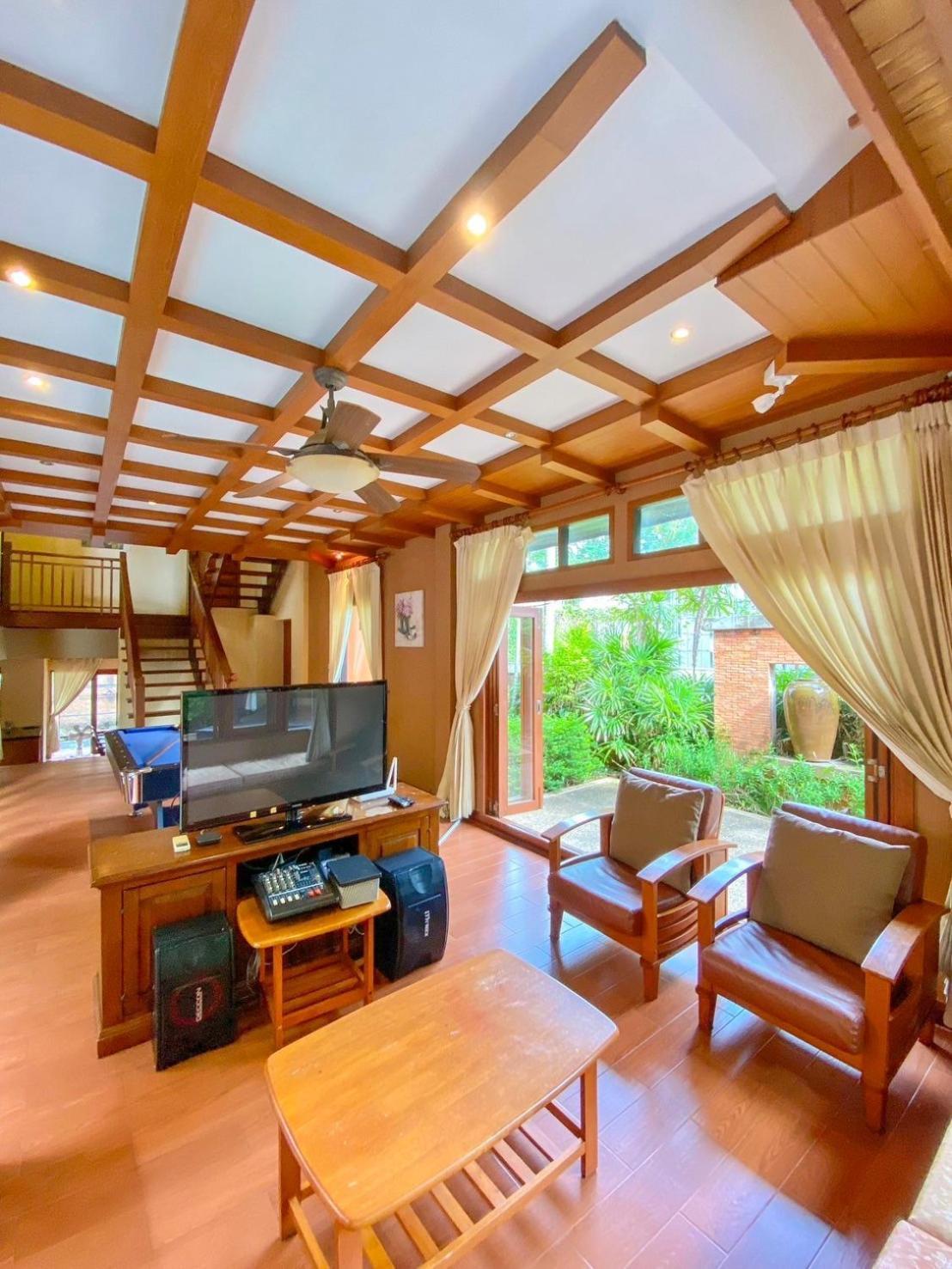 Villano Dara Pool Villa Praia de Jomtien Exterior foto