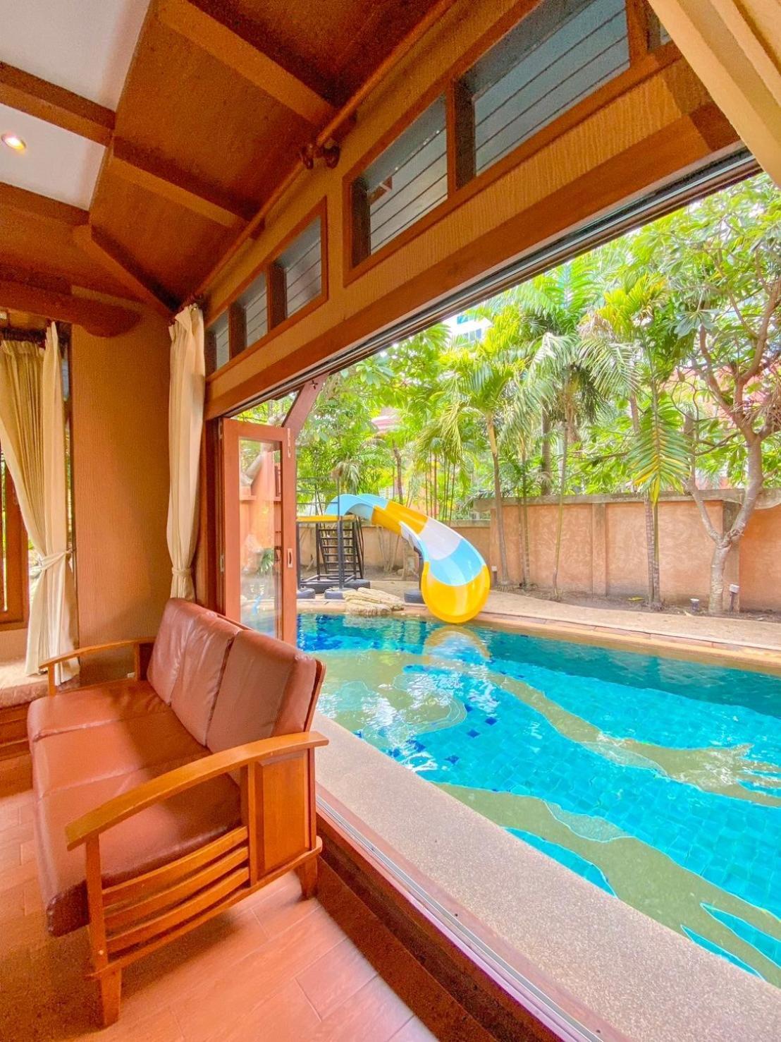 Villano Dara Pool Villa Praia de Jomtien Exterior foto